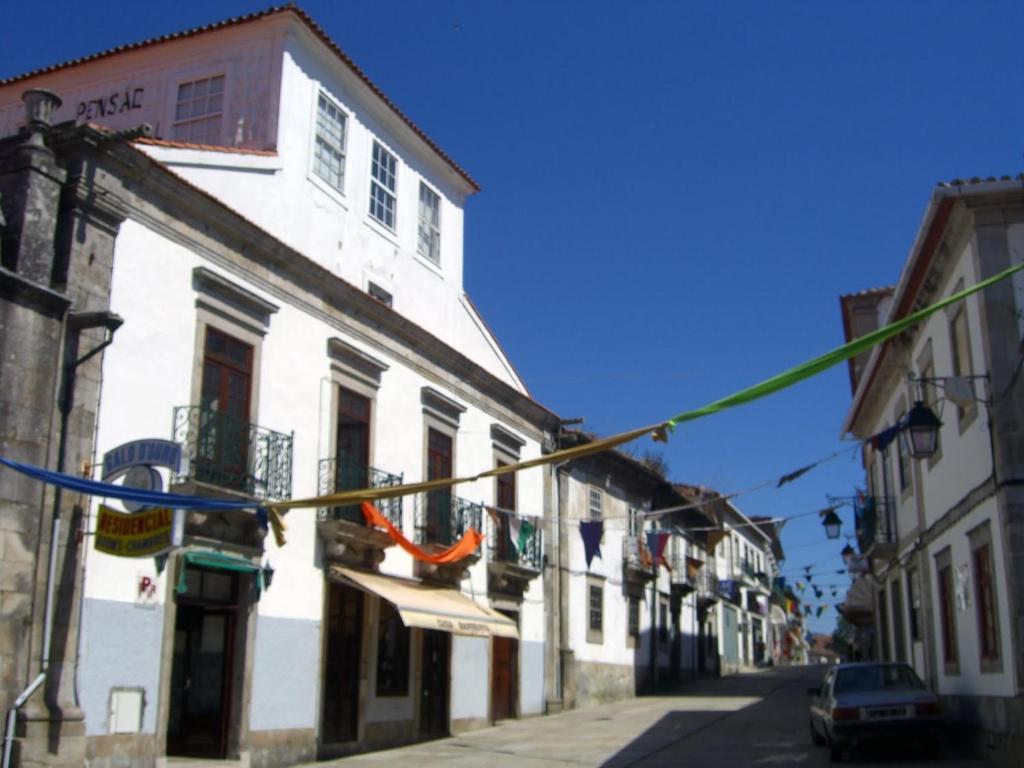 Отель Residencial Galo D'Ouro Каминья Экстерьер фото
